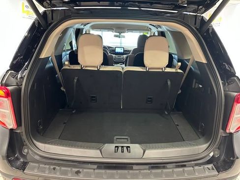 Used 2023 Ford Explorer XLT w/ Equipment Group 202A image 22
