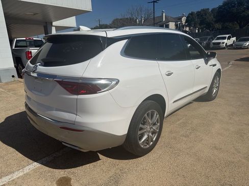 Used 2022 Buick Enclave Premium image 7