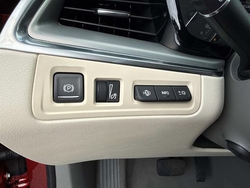 New 2026 Cadillac XT5 Premium Luxury w/ Driver Assist Package FWD image 31