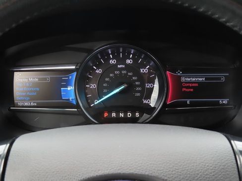 Used 2018 Ford Explorer XLT w/ Equipment Group 201A AWD/4WD image 18