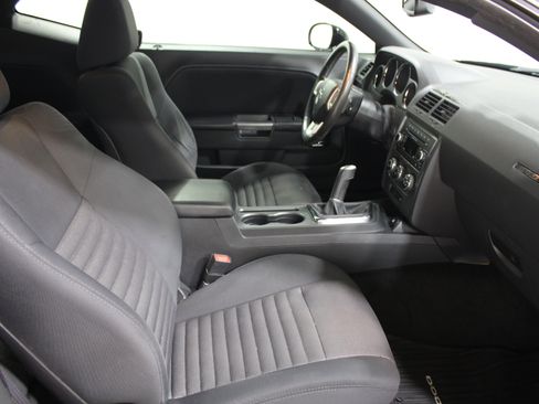 Used 2014 Dodge Challenger R/T w/ Blacktop Package RWD image 21