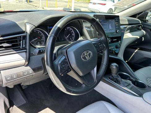 Used 2023 Toyota Camry SE FWD image 23