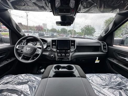 New 2026 RAM 1500 Express AWD/4WD image 2