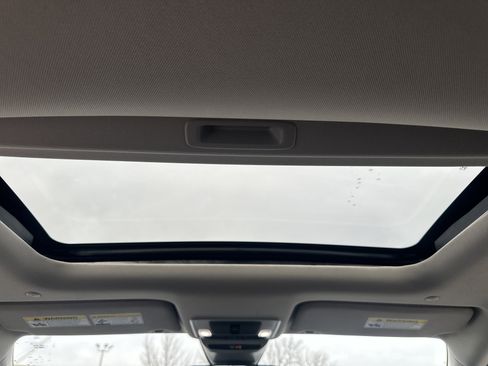 Certified 2025 Honda HR-V EX-L image 18