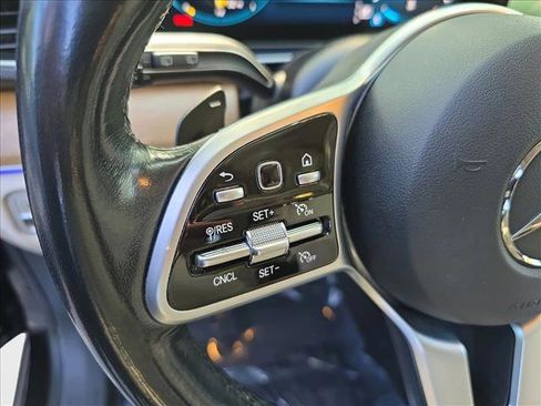 Used 2021 Mercedes-Benz GLE 350 4MATIC image 16