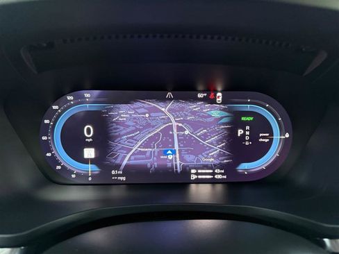 Used 2023 Volvo S60 T8 Plus image 30