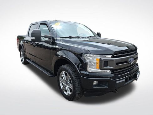 Used 2018 Ford F150 XLT w/ Equipment Group 302A Luxury AWD/4WD image 7