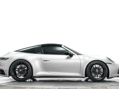Used 2022 Porsche 911 Targa 4 GTS AWD/4WD image 18