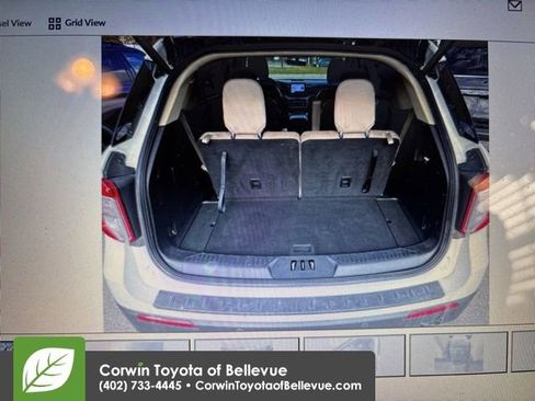 Used 2021 Ford Explorer XLT w/ Equipment Group 202A image 10