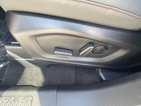 New 2026 Ford Explorer Active w/ Active Comfort Package RWD image 23