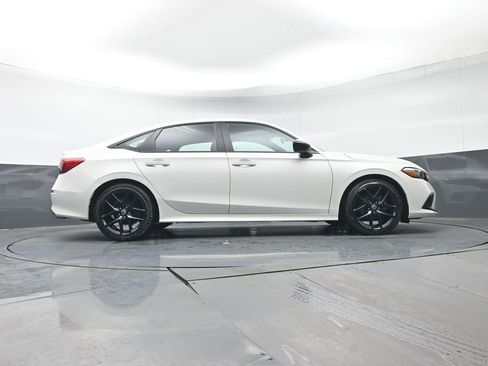 Certified 2023 Honda Civic Sport image 32