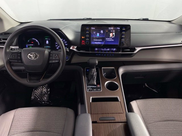 Used 2022 Toyota Sienna LE FWD image 22