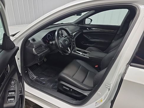 Used 2022 Honda Accord Sport image 28