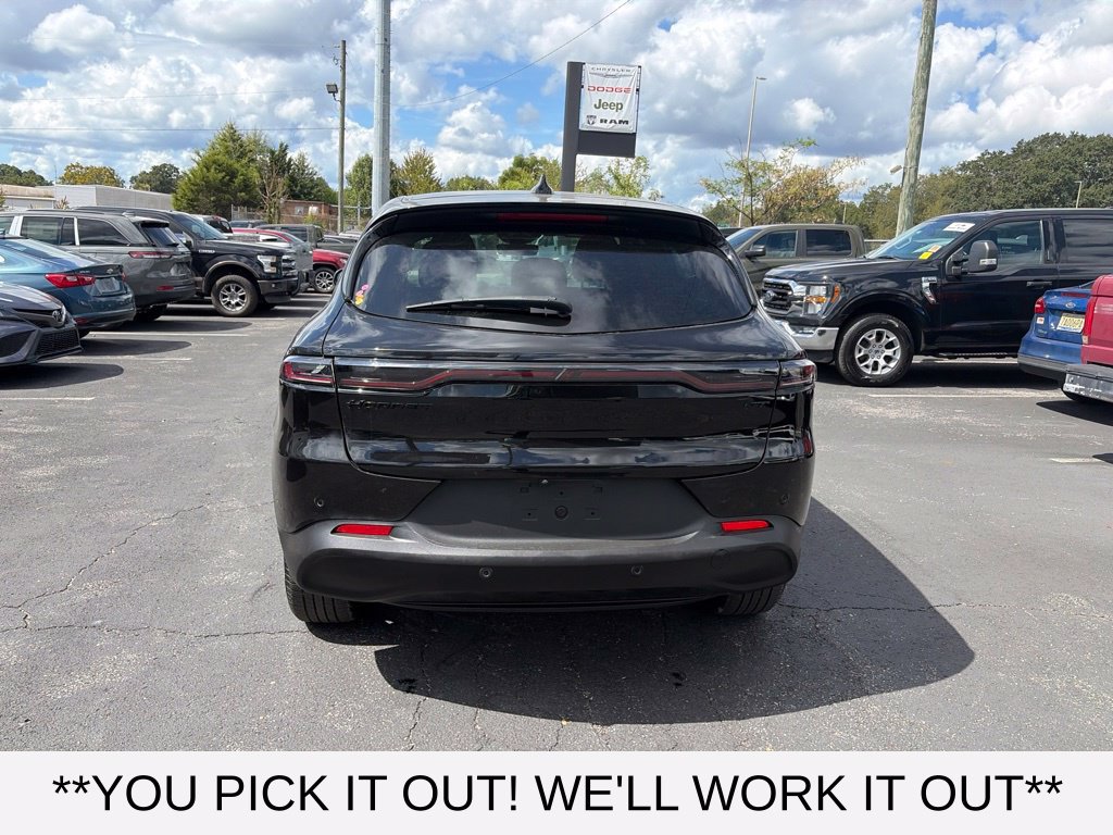 Used 2024 Dodge Hornet GT Plus w/ GT Blacktop Package AWD/4WD image 5