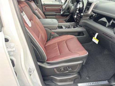 New 2026 RAM 1500 Limited AWD/4WD image 17