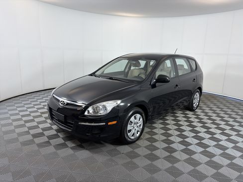 Used 2012 Hyundai Elantra GLS FWD image 2