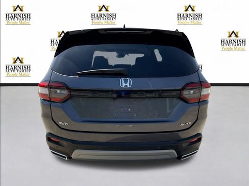 Used 2023 Honda Pilot Elite image 4
