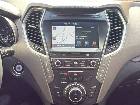 Used 2017 Hyundai Santa Fe Limited w/ Cargo Package image 19