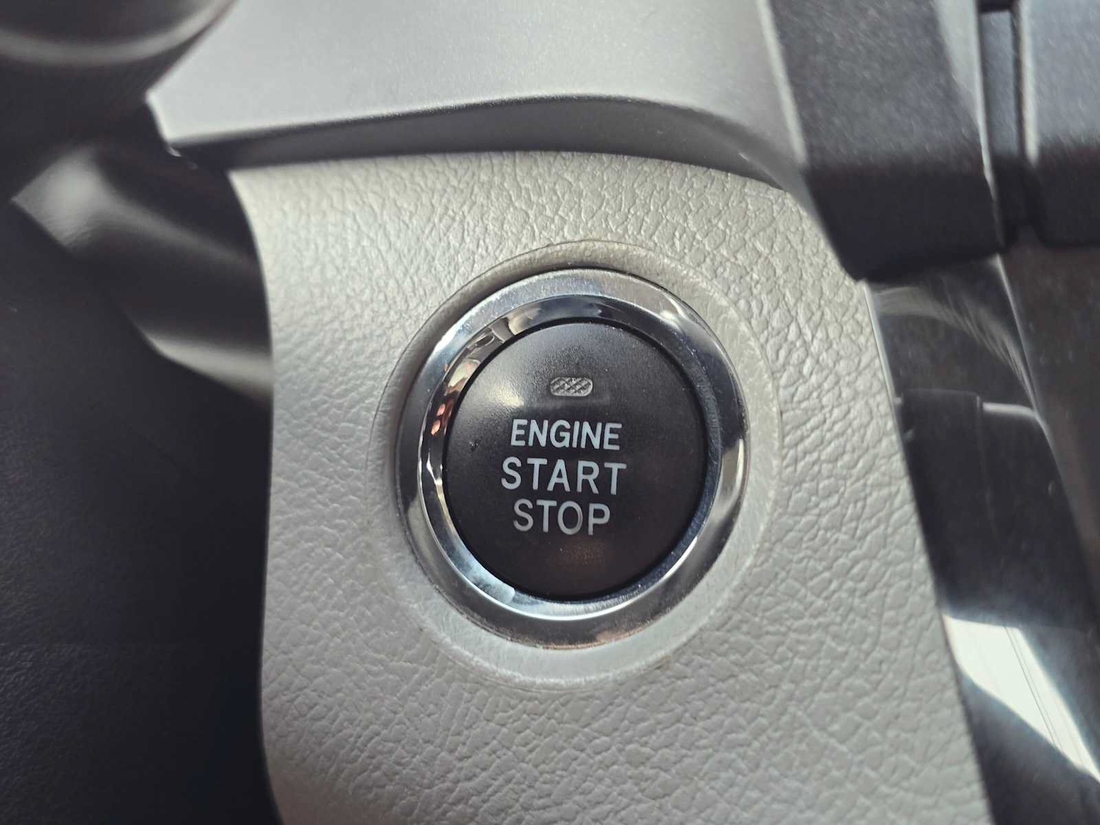 Used 2016 Toyota Sienna XLE w/ XLE Navigation Package FWD image 30