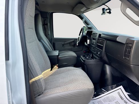 Used 2023 Chevrolet Express 3500 Extended w/ Driver Convenience Package RWD image 27