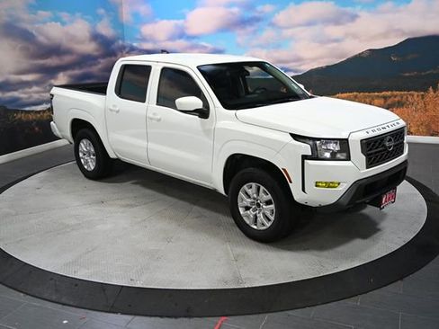 Used 2022 Nissan Frontier SV w/ Technology Package image 1