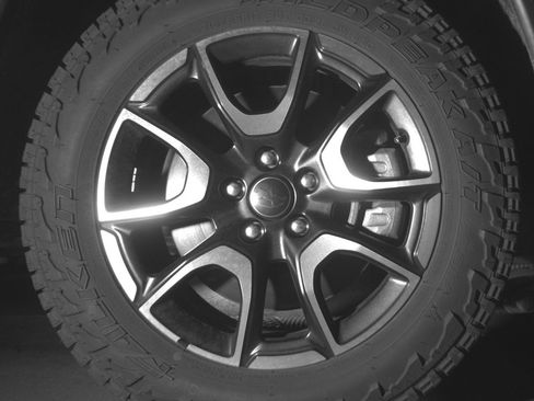 Used 2025 Jeep Compass Trailhawk image 13