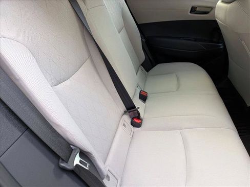 Used 2025 Toyota Corolla Cross L FWD image 16