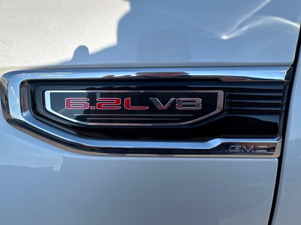 Used 2022 GMC Sierra 1500 Denali w/ Denali Reserve Package AWD/4WD image 26