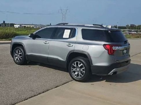 Used 2023 GMC Acadia SLT image 6
