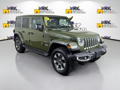 Used 2021 Jeep Wrangler Unlimited Sahara w/ Uconnect 4C Nav & Sound Group AWD/4WD image 3
