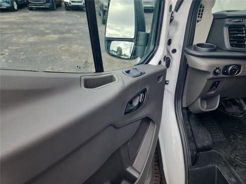 New 2026 Ford Transit 250 148 Medium Roof w/ Load Area Protection Package image 11