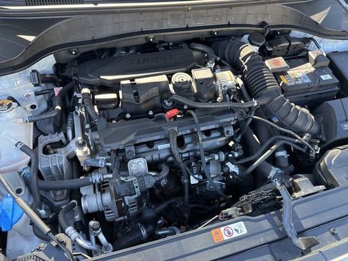 Certified 2022 Hyundai Kona Limited w/ Cargo Package image 29