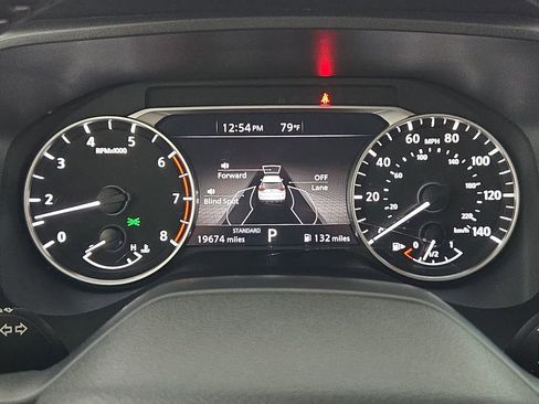 Used 2025 Nissan Rogue SV FWD image 17