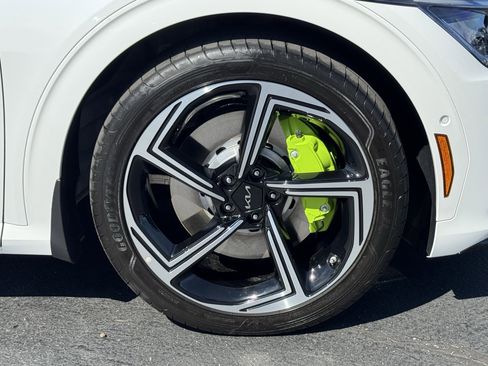 Used 2023 Kia EV6 GT image 12