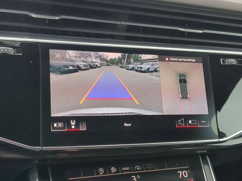 Used 2021 Audi Q7 2.0T Premium w/ Convenience Package image 16