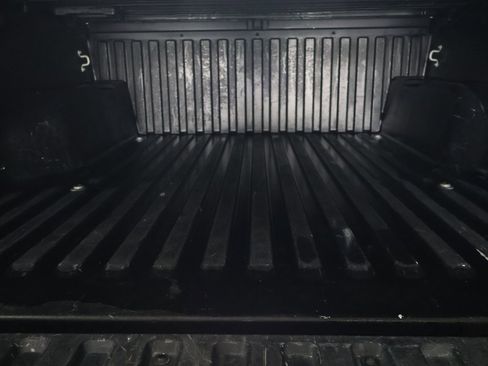 Used 2019 Toyota Tacoma TRD Sport image 13