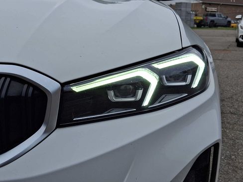 Certified 2023 BMW 330i xDrive Sedan AWD/4WD image 9