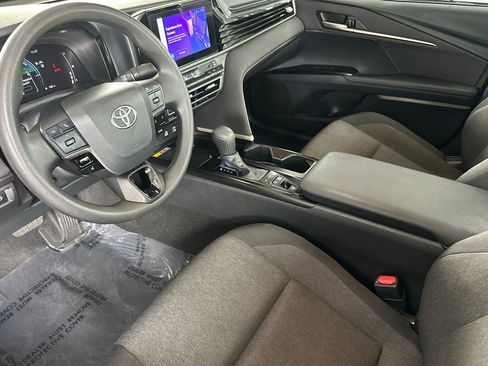 Certified 2025 Toyota Camry LE image 12