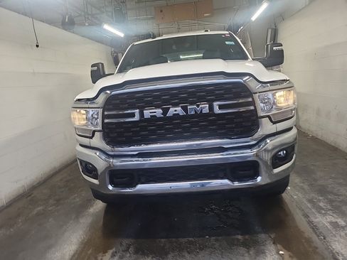 Used 2024 RAM 2500 Big Horn w/ Off Road Package AWD/4WD image 2