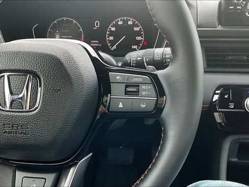 New 2025 Honda Pilot TrailSport image 20