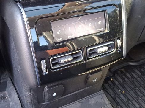 Used 2023 Lincoln Aviator Reserve w/ Equipment Group 201A AWD/4WD image 11