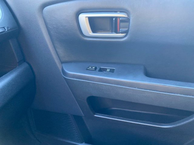 Used 2010 Honda Pilot EX-L image 25