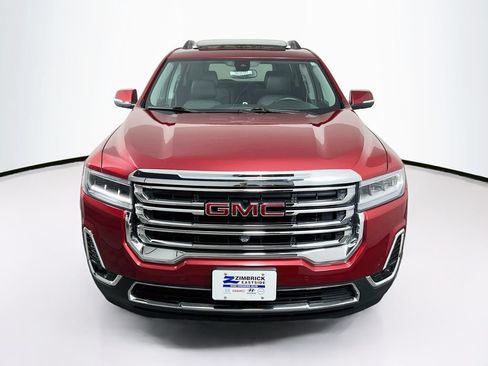 Certified 2020 GMC Acadia SLT w/ Premium Package AWD/4WD image 2