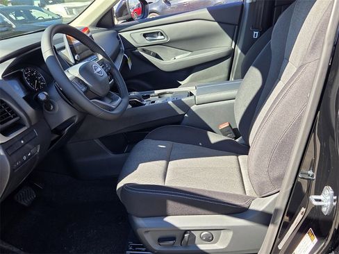 New 2026 Nissan Rogue SV image 3