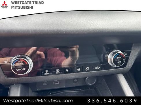 Used 2022 Mitsubishi Outlander SE FWD image 10