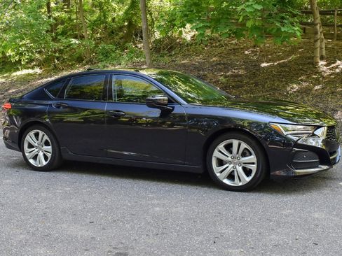 Used 2021 Acura TLX w/ Technology Package FWD image 11