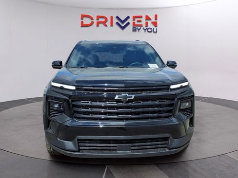 New 2026 Chevrolet Traverse LT image 8