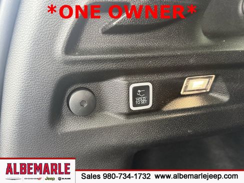 Used 2024 Jeep Grand Cherokee L Altitude image 6