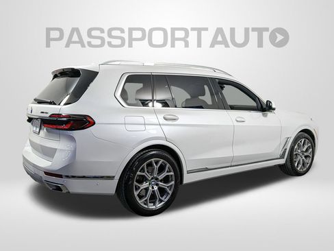Certified 2023 BMW X7 xDrive40i image 6