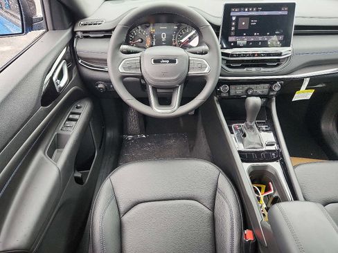 New 2026 Jeep Compass Limited image 7